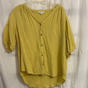beachlunchlounge Mustard Button-Up Blouse